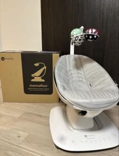 美品 4moms mamaRoo ベビースイング ママルー5 新生児インサート付
