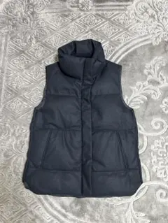 2026年最新】セオリーダウンベストの人気アイテム - メルカリ