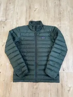 2026年最新】patagonia ダウンジャケット グリーンの人気アイテム