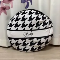 2026年最新】rady クッションの人気アイテム - メルカリ