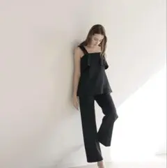 2026年最新】carla ビラクパンツの人気アイテム - メルカリ