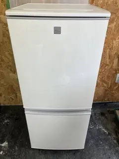 2026年最新】137l シャープ 冷蔵庫の人気アイテム - メルカリ