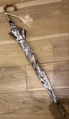 2026年最新】ヴィヴィアン 日傘の人気アイテム - メルカリ