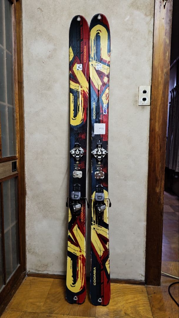 K2 COOMBA山 スキー 黒/赤/黄 ビンディング付き 楽天市場】スキー板（ブランドK2）（スキー用品｜ウィンタースポーツ