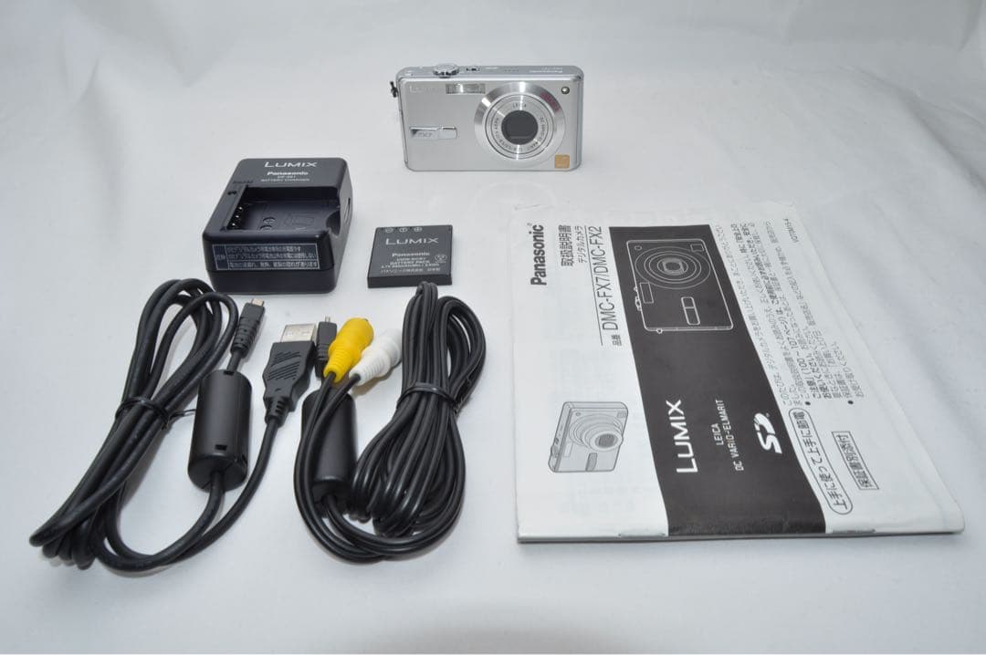 ☆美品☆ Panasonic パナソニック DMC-FX7 デジタル カメラ Amazon | パナソニック LUMIX FX7 シルキーシルバー DMC-FX7-S