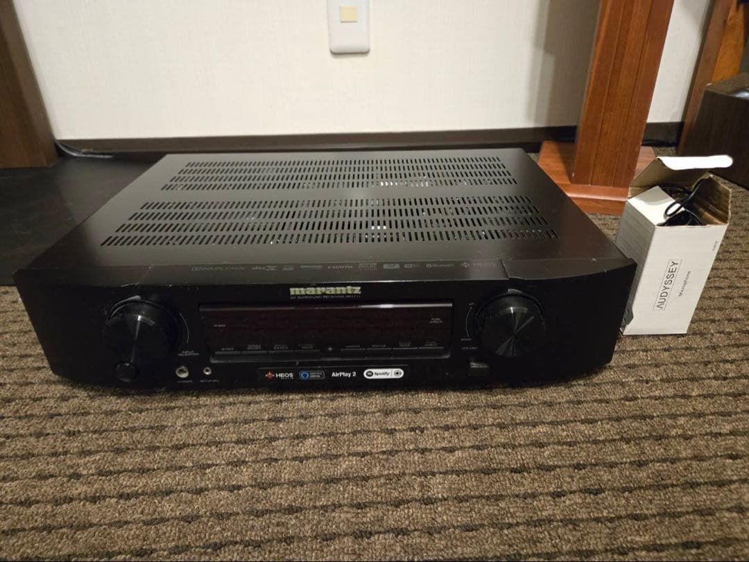 Marantz AVアンプ 8K対応 NR1711 ブラック マランツ、薄型かつ9万円で8K/60p、4K/120pにも対応したAVアンプ