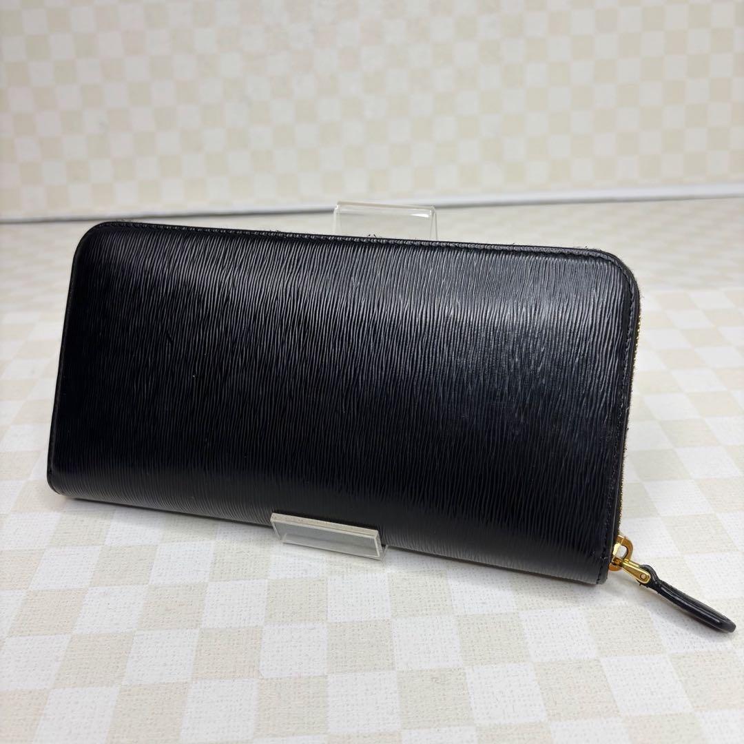 極美品 PRADA プラダ 長財布 ラウンドファスナー M011 - メルカリ