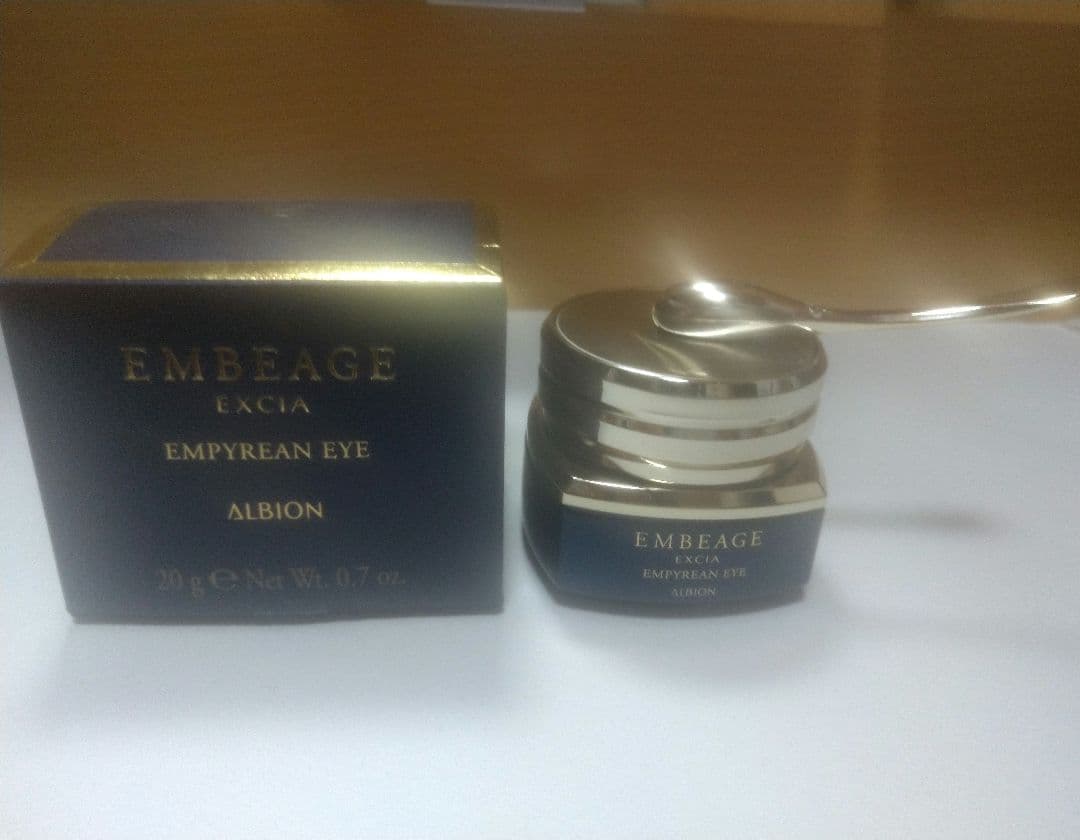 アルビオン エクシア アンベアージュ エンピリアン アイ アンベアージュ エンピリアン アイ〈シワ改善・美白クリーム（目もと用