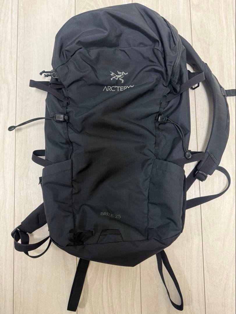 ARC'TERYX アークテリクス　Brize 25 ブライズ 25 ARC'TERYX（アークテリクス） ブライズ 25 バックパック 通勤 通学