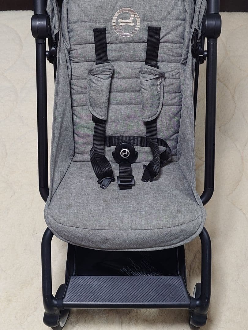 r*e様 Cybex EEZY S （サイベックスイージーS） おまけフック付き