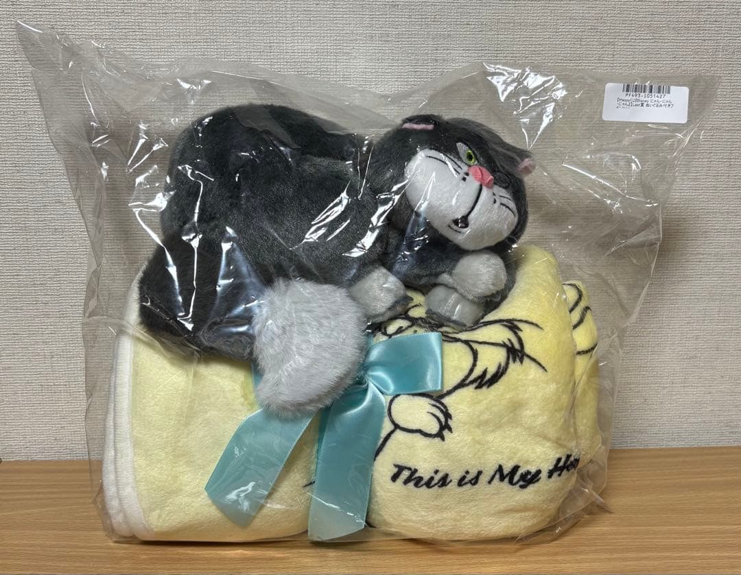 Happyくじ Disney LAST賞 ルシファー ぬいぐるみ付きブランケット