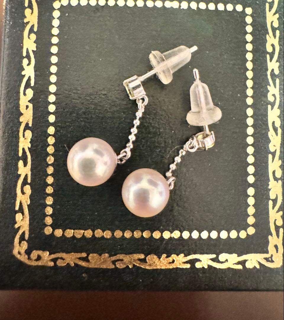 【エステール】K18WG アコヤパール　ペリドット　揺れる　ピアス 揺れるピアス アコヤ パール ピアス K18 ゴールド あこや真珠 フック