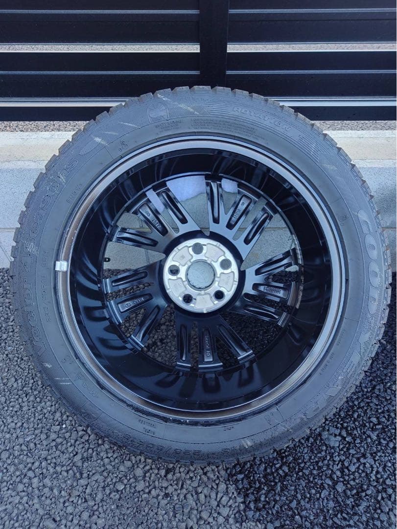 トヨタカローラクロス18インチ純正ホイール 4シーズンタイヤ ホイール