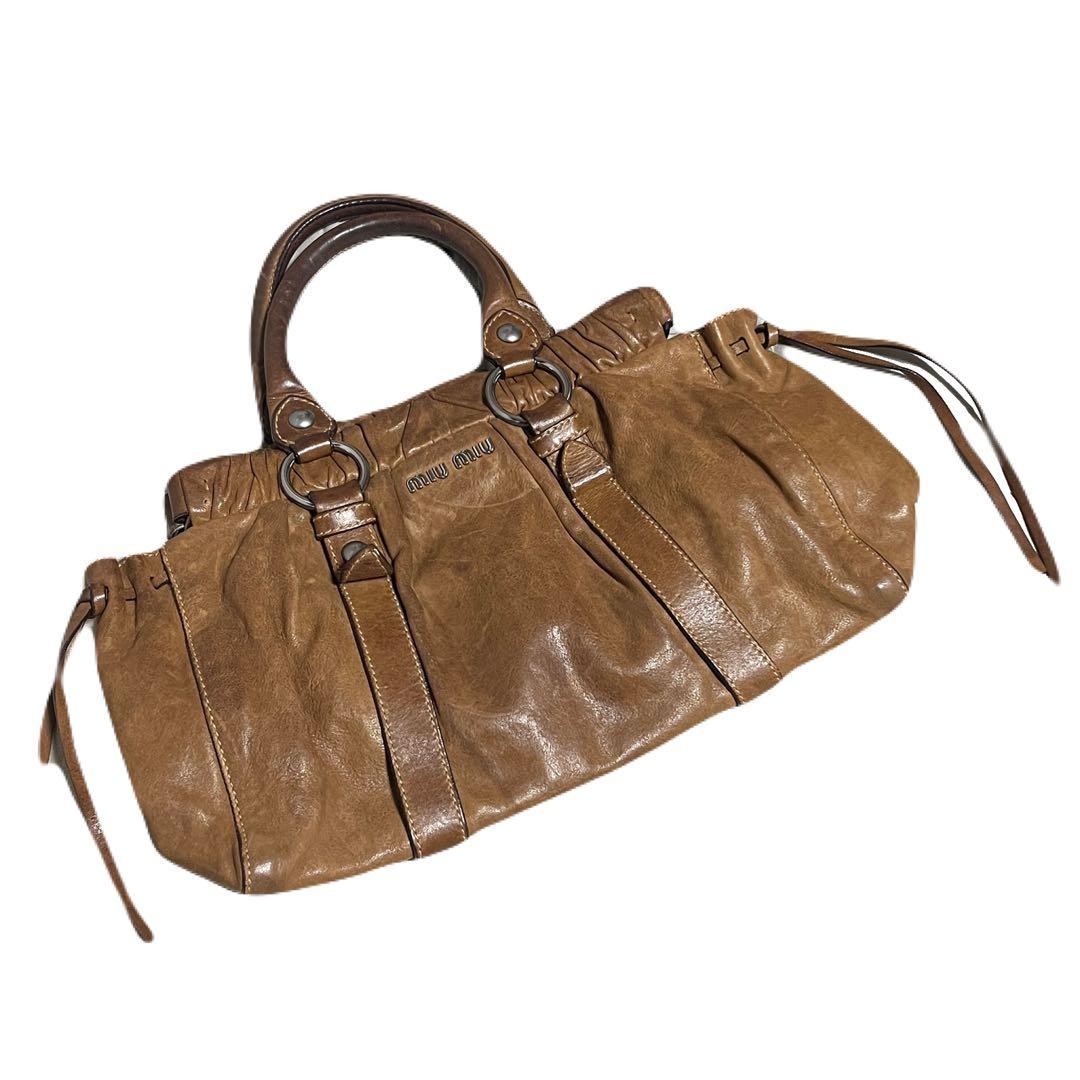 miumiu レザー　バッグ　vittelo MIU MIU's Preloved Exquisite Treasures - HivePreloved.com – HIVE