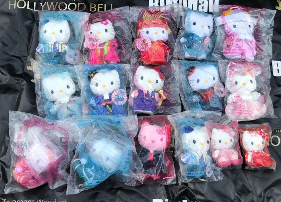 ハローキティマクドナルド16 点セット ハローキティマクドナルド16 点セット 全デザイン見せます】マックの