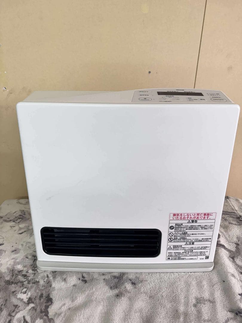 Rinnai 都市ガス用ガスファンヒーター RC-Y2402PE 2022年製 リンナイ ガスファンヒーター Standard RC-Y2402PEをレビュー
