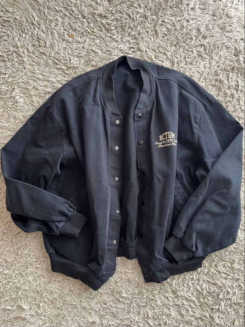 KING LOUIE 黒ジャケット XL アメリカ製 古着 ロゴ刺繍 - メルカリ