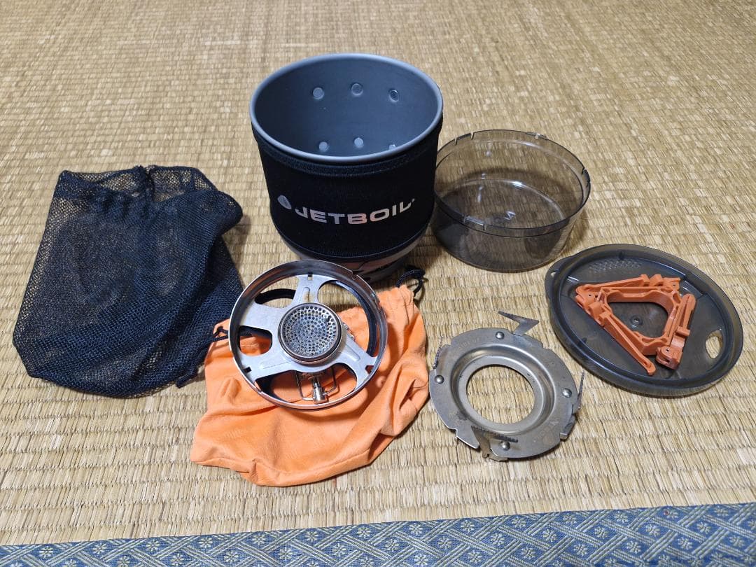 【溶け跡あり】ジェットボイル　ミニモ　v2.0 溶け跡あり】ジェットボイル ミニモ v2.0 - メルカリ