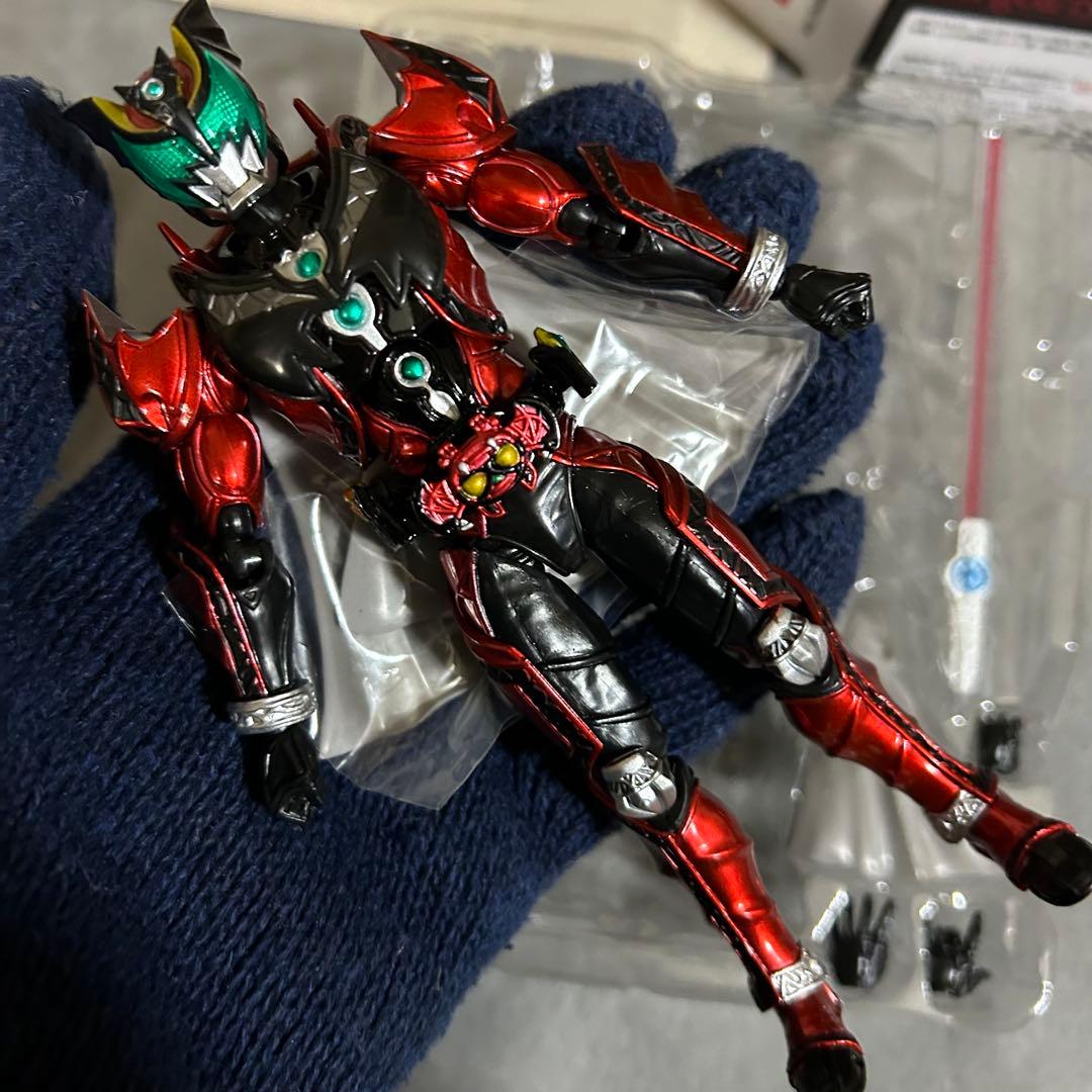S.H.Figuarts 仮面ライダーキバ　エンペラーフォーム&ダークキバ