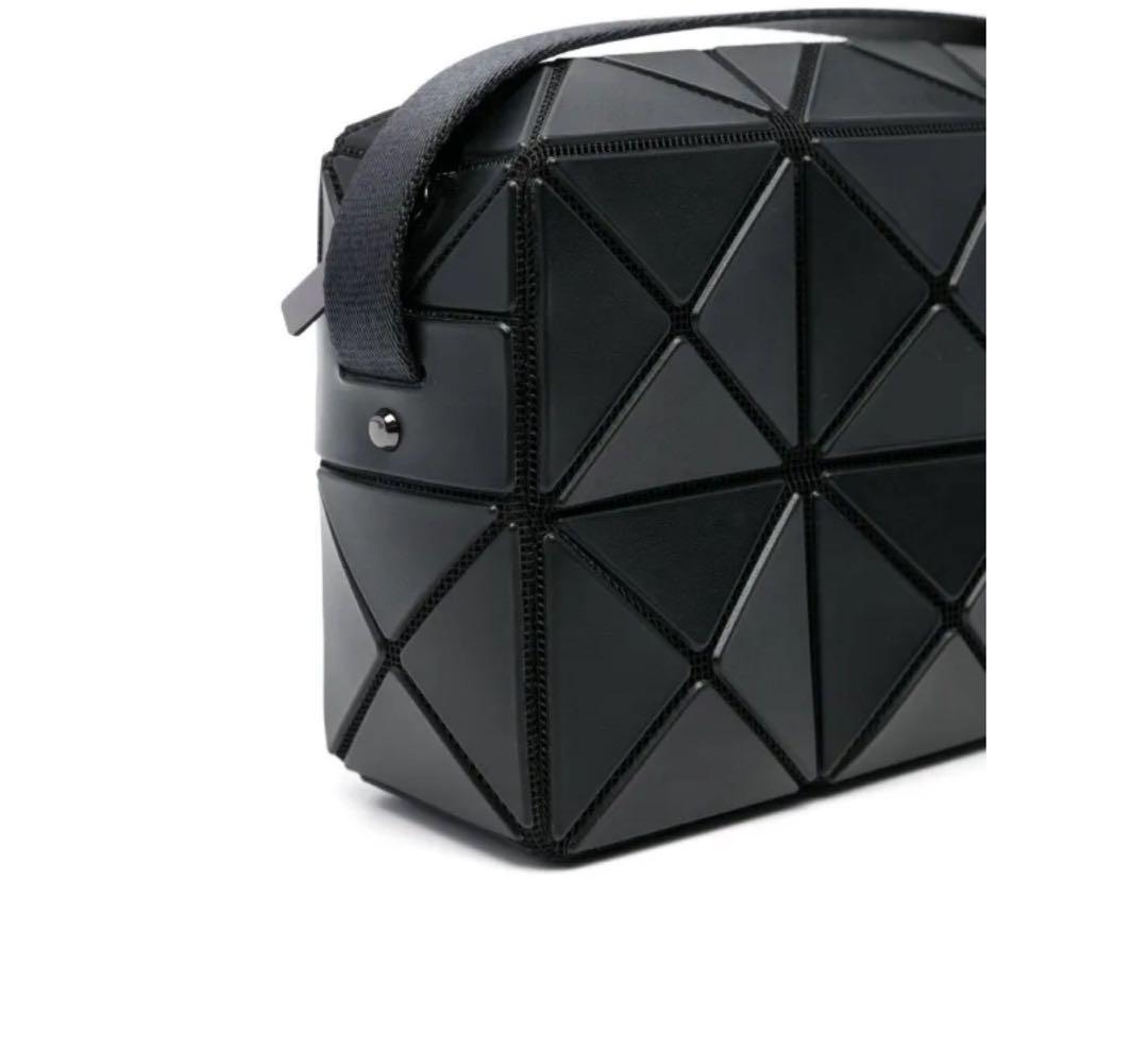 未使用 バオバオ イッセイミヤケ ショルダーバッグ 黒 ブラック キュー