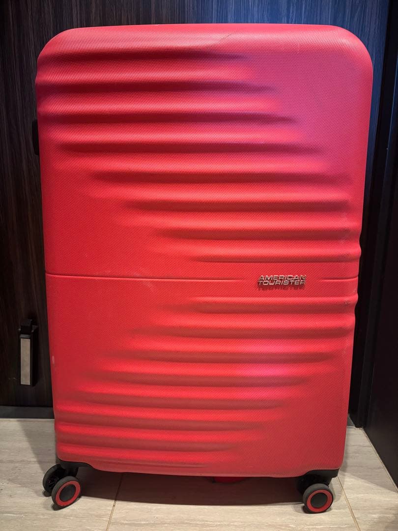 AMERICAN TOURISTER レッドキャリーケース（大容量） AMERICAN TOURISTER（アメリカンツーリスター） ロケーション ブレーキ