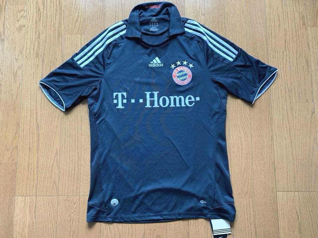 adidasバイエルンミュンヘン 08/09 ユニフォーム アウェイ半袖タグあり adidas バイエルンミュンヘン 24/25 ユニフォーム サード 半袖