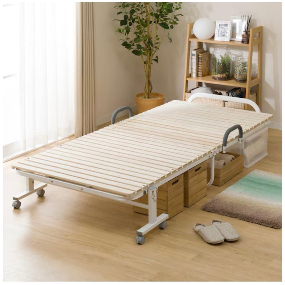 【週末値下げ】ニトリ　シングル 折りたたみ桐すのこパイプベッド ニトリ（NITORI） シングル 折りたたみ桐すのこパイプベッド (BLNC