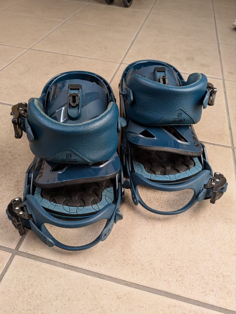 SALOMON　RHYTHM　ビンディング　Mサイズ SALOMON サロモン RHYTHM スノーボード バインディング ビンディング