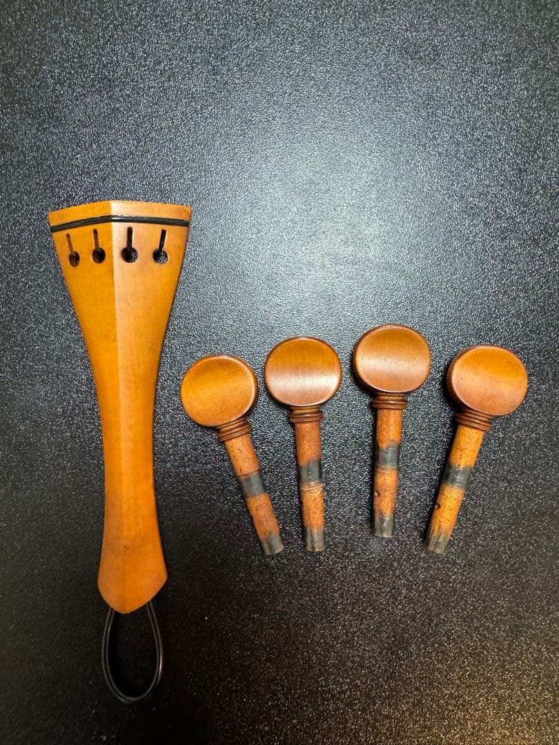 【Tempel】バイオリン　テールピース、ペグ（おまけ） Tempel】バイオリン テールピース、ペグ（おまけ） 最低 価格