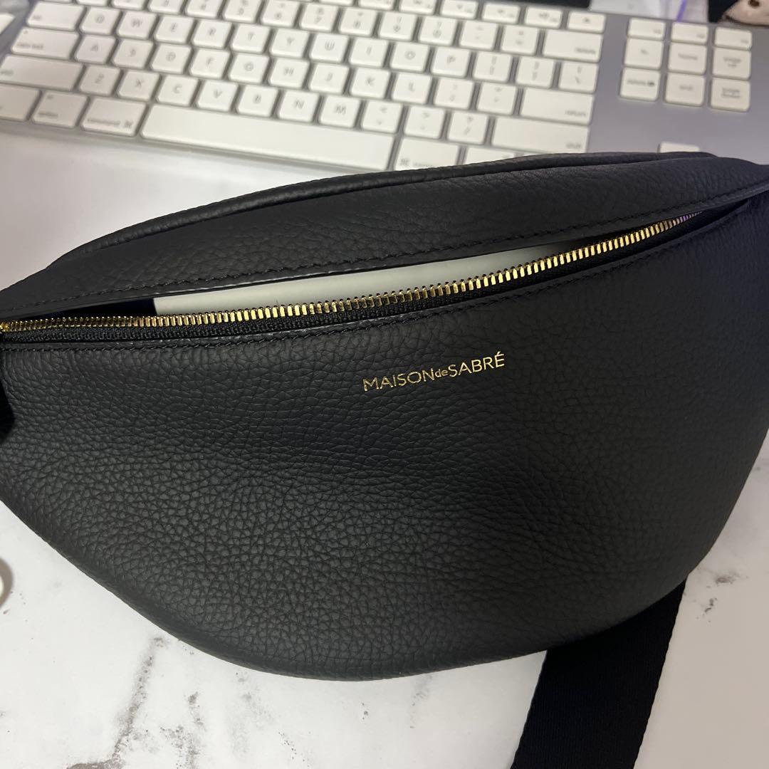 ほぼ新品] MAISON de SABRÉ レザー スリングバッグ