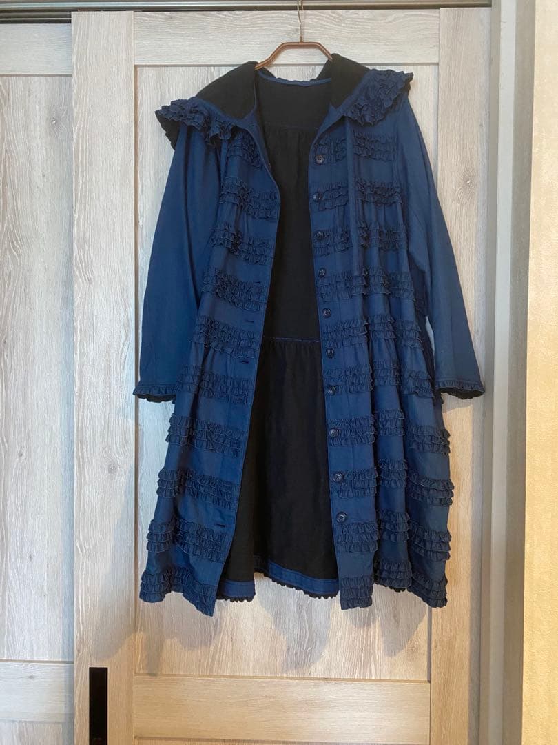 ひーさん専用　ピンクハウスコート 赤ベロアリボン使いコート - ピンクハウス通販｜リサイクルブティック