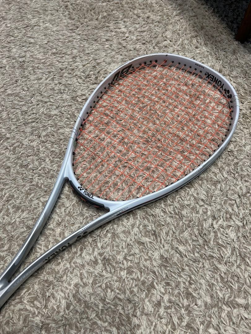ヨネックス　ナノフォースレブ　白色 YONEX（ヨネックス） ソフトテニス ラケット NANOFORCE 8V REV ナノ