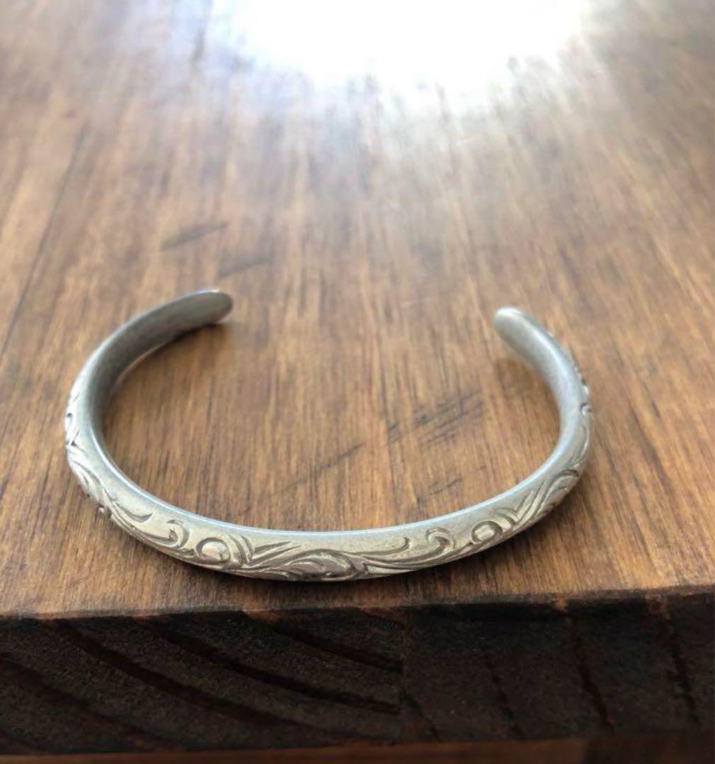 シルバーバングル　ビンテージ 80s ナバホ 中古・古着通販】Navajo (ナバホ) バングル シルバー｜ブランド・古着
