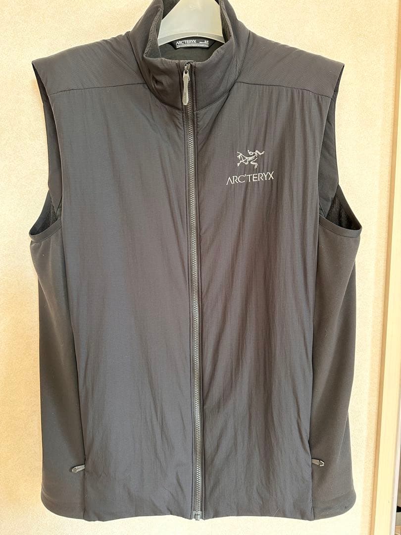 アークテリクス　アトムLTベスト ARC'TERYX(アークテリクス) ジップアップ中綿ベスト Atom Vest アトム