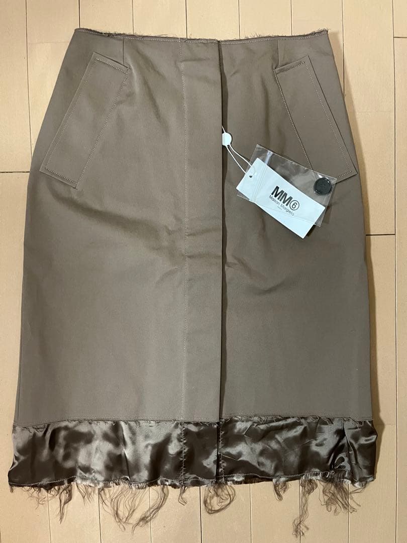 タグ付☆MM6 Maison Margielaカーキスカート 38 【匿配送込】 エムエム 6 メゾンマルタンマルジェラMM6 Maison Martin Margiela 異