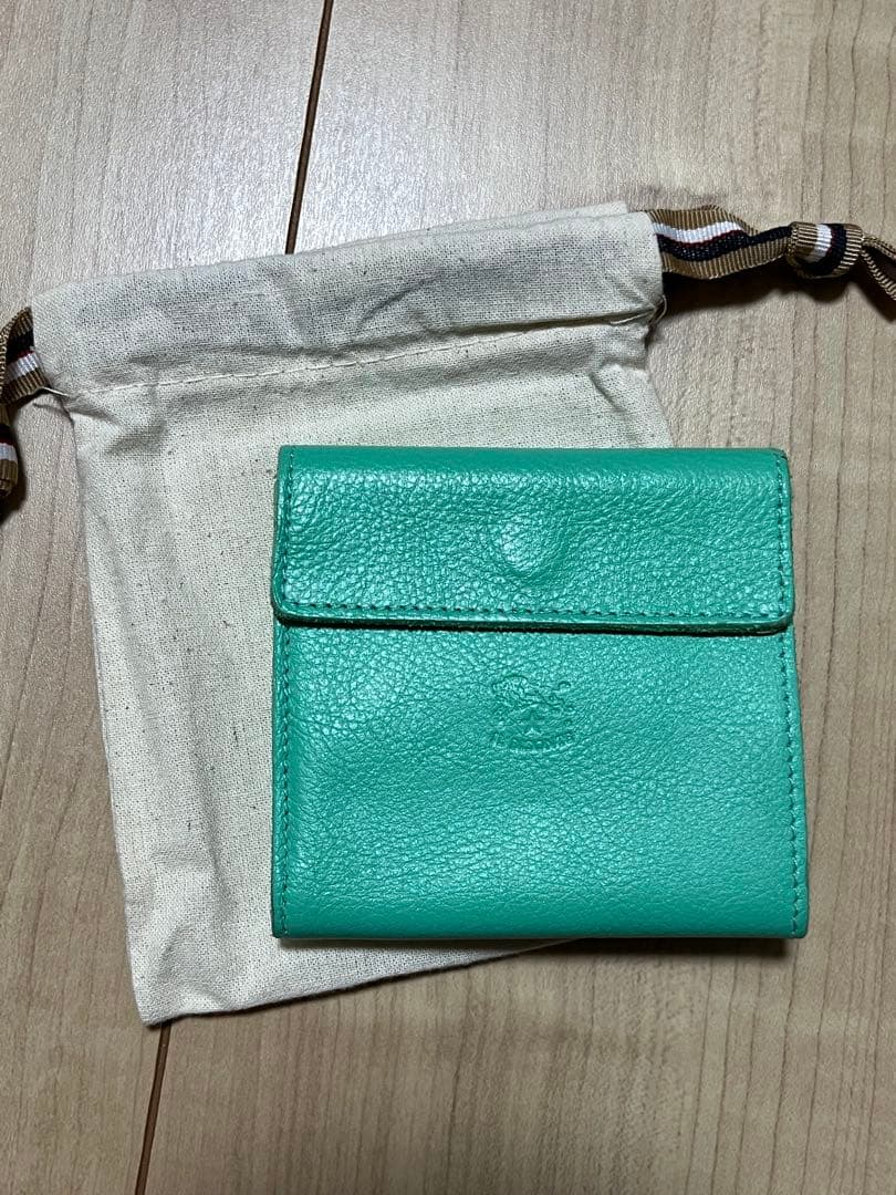 IL BISONTE ミントグリーン レザー 二つ折り財布 IL BISONTE（イルビゾンテ） 財布 二つ折り 小銭入れなし SBW005