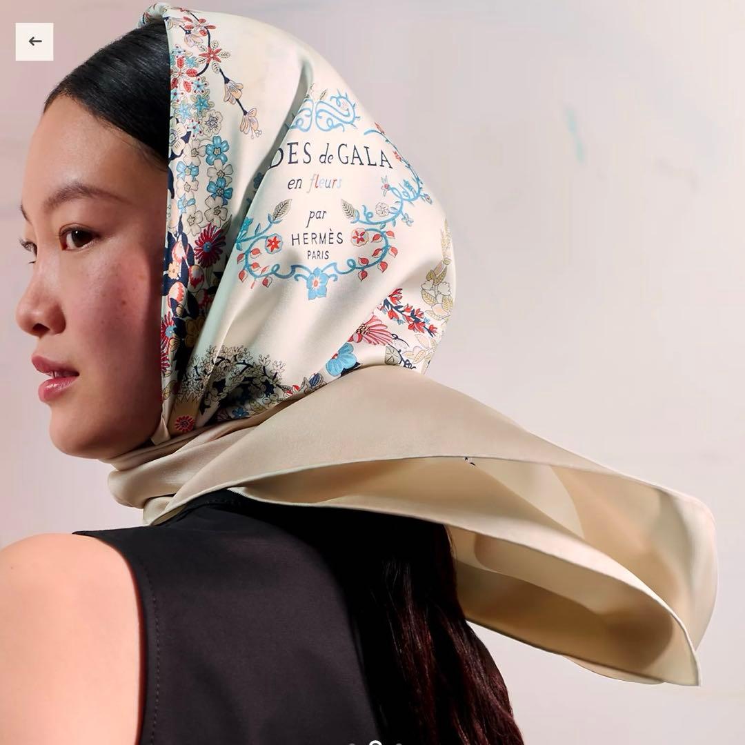 エルメス 2025春夏 《ブリッド・ドゥ・ガラ・アン・フルール》 カレ 90