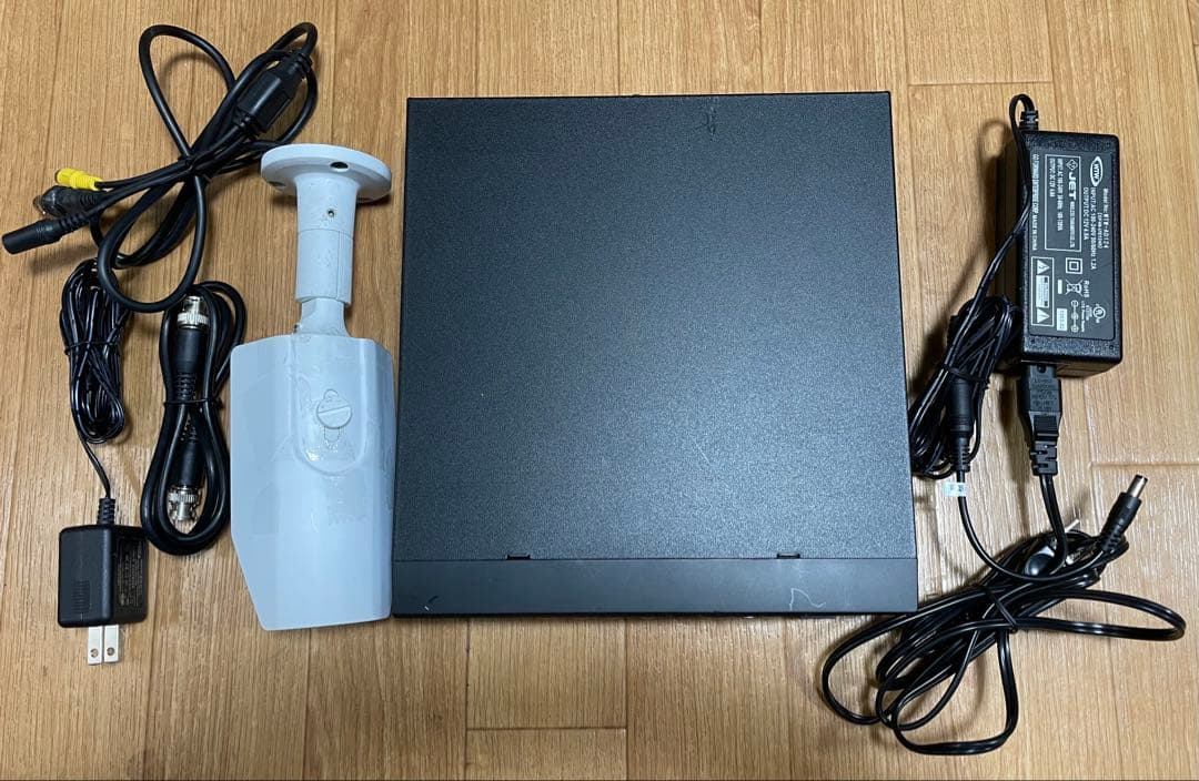 塚本無線 防犯カメラ1台とHDD録画機セット WTW-DH622 500万防犯監視カメラセット【WTW 塚本無線】