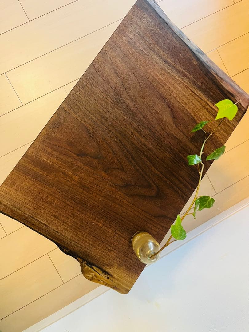 ブラックウォールナット　一枚板テーブル　ローテーブル ソファテーブル 売約済み】ブラックウォールナット 一枚板テーブル（北米産/二本脚付