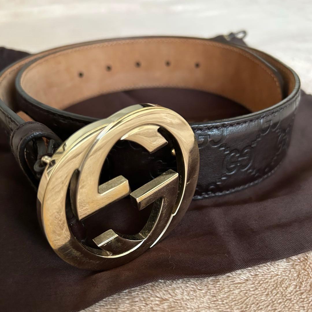 GW中お値下げ中!GUCCI ブラウンレザーベルト ダブルGロゴ Gucci ブラウンレザーベルト ダブルGロゴ - メルカリ