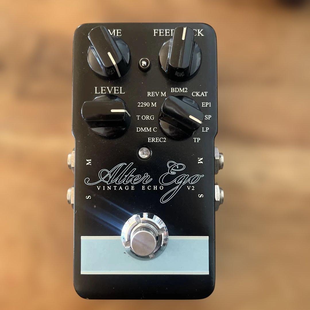 Alter Ego Vintage Echo V2 空間系エフェクター TC Electronic - Alter Ego Vintage Echo V2 Demo at GAK - YouTube