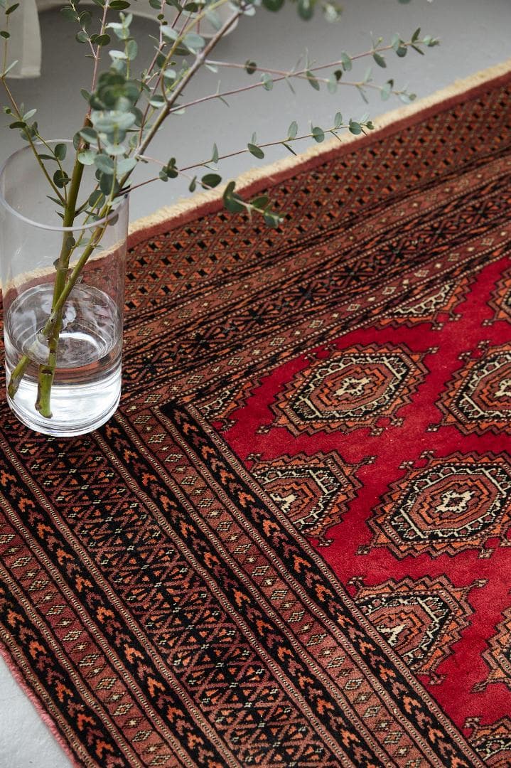 ヴィンテージラグ トライバルラグ ラホール産(189×125cm) 赤 茶 黒