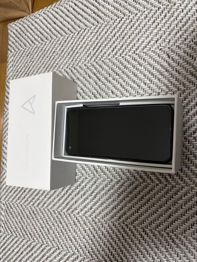 スマートフォン本体 ASUS Zenfone 10 ASUS「Zenfone 10」を国内で9月8日発売、約10万円～ - ケータイ Watch