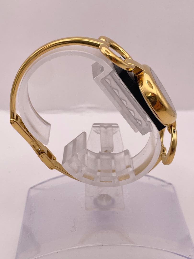 稼働品】 GUCCI グッチ 1600 ゴールド ブラック文字盤 ハート