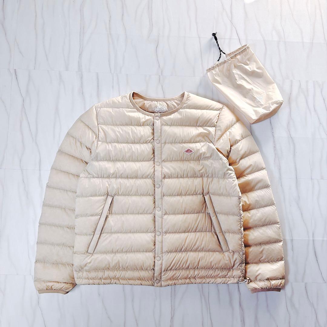 《美品》ダントン クルーネックインナーダウン オイスターホワイト Sサイズ