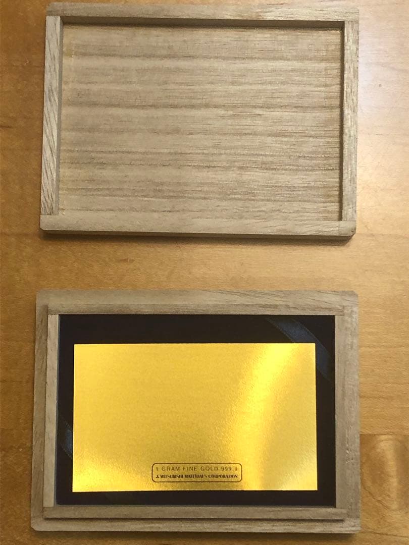 ハローキティ 純金カード 純金名刺 激レア 33rd Anniversary - メルカリ