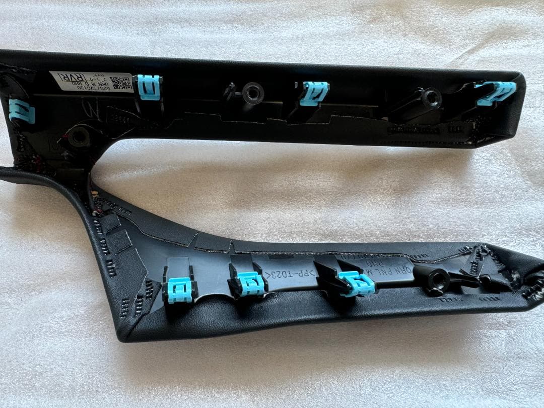 スバル レヴォーグ VN 純正 インパネパネル左右 レッドステッチ - メルカリ