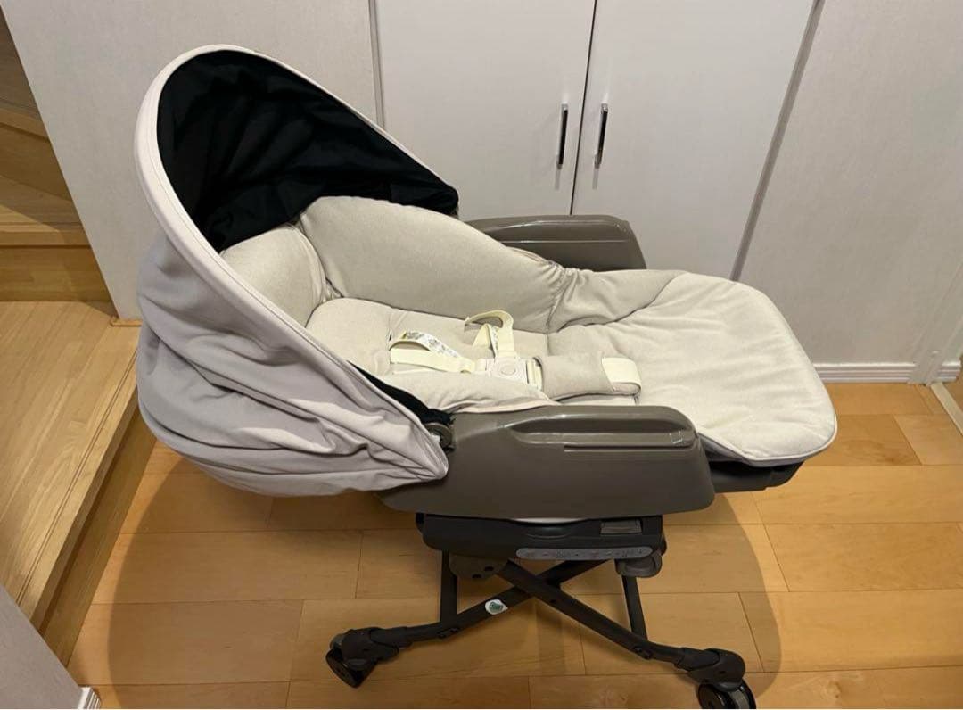 【値下げ中】Combi コンビ ホワイトレーベル ネムリラ コードレス ベージュ Combi コンビ ホワイトレーベル ネムリラ コードレス AUTO SWING SS ＋