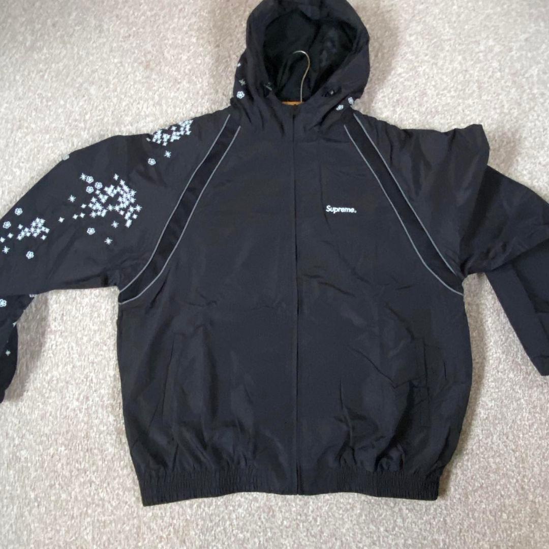 Supreme AOI Glow-in-the-Dark TrackJacket - メルカリ