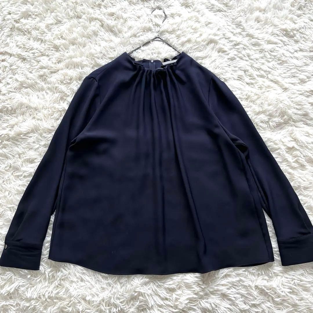 25SS セオリーリュクス　MARVINE GALI ブラウス 洗える　紺 セオリーリュクス Theory luxe MARVINE GALI （グリーン系